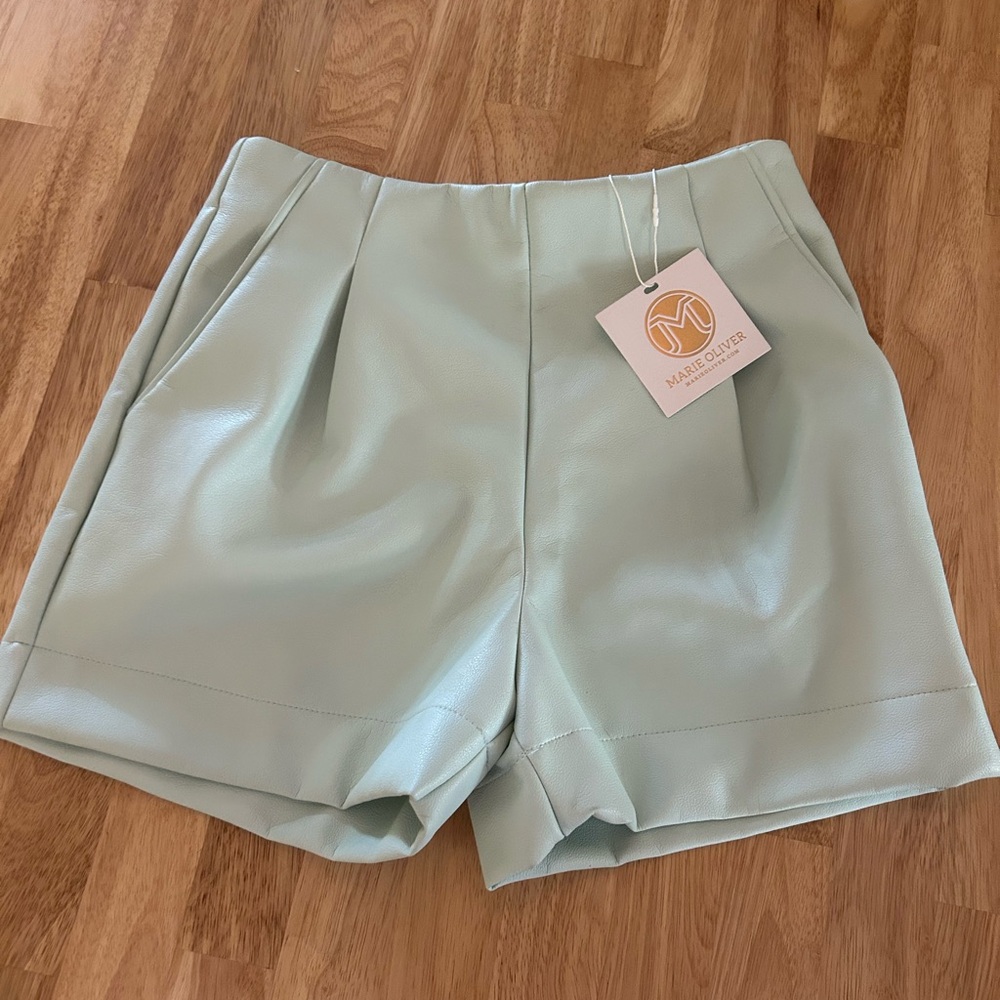 NWTMarie Oliver Light Green High Waist Shorts